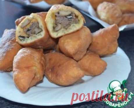 Бездрожжевые пирожки на сметане - кулинарный рецепт