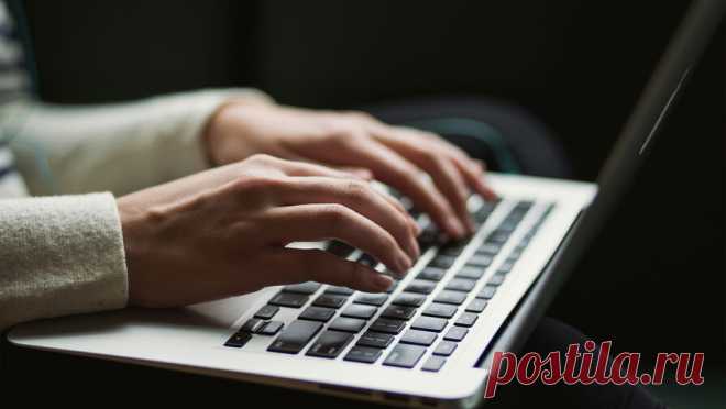 Политологи сравнили обсуждение в сети отставок в Минобороны с работой на врага. Обсуждение и критика в сети отставок и назначений в Минобороны России выглядят как информационная попытка подрыва стабильности в стране и попадает под угрозу государственной безопасности. Такое мнение в своем Теlеgram-канале высказал ...