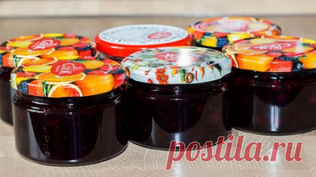 Варенье из черной смородины желеобразное