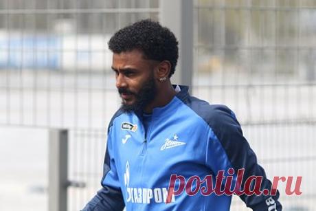 Стало известно об интересе европейского клуба к игроку «Зенита». Итальянская «Рома» заинтересовалась бразильским полузащитником «Зенита» Венделом. Отмечается, что римляне внимательно следят за ситуацией с хавбеком. По информации источника, что Вендел хочет покинуть Россию из-за политической ситуации. В текущем сезоне он провел 33 матча во всех турнирах.