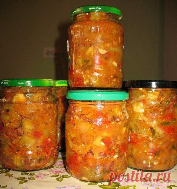 Очень вкусная и самая свежая подборка салатиков! Секретное оружие опытной хозяйки, которое должно быть всегда под рукой! Просто бомбовые салатики! .