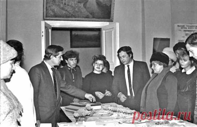 46. Выставка макета Дома-музея В.Я. Ерошенко. 1989 год
