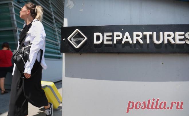 МИД Украины счел «реверансами» заявления России и Грузии об авиасообщении. Полеты между Россией и Грузией приостановлены с 2019 года. Глава МИД России Сергей Лавров выразил надежду, что авиасообщение будет восстановлено, позитивно эту идею оценили и в правящей партии Грузии. Но президент страны против