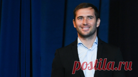 Кержаков вспомнил, как бедное детство мотивировало его на успех в футболе. Бывший нападающий «Зенита» Александр Кержаков рассказал, как бедное детство смогло мотивировать его в футболе. Читать далее