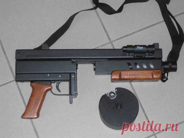 Травматический карабин Keserű Home Defender (Венгрия) Существование особых требований к оружию может приводить к формированию специфического облика готовых изделий. Этот принцип ярко иллюстрирует линейка карабинов для самообороны от венгерской компании K...