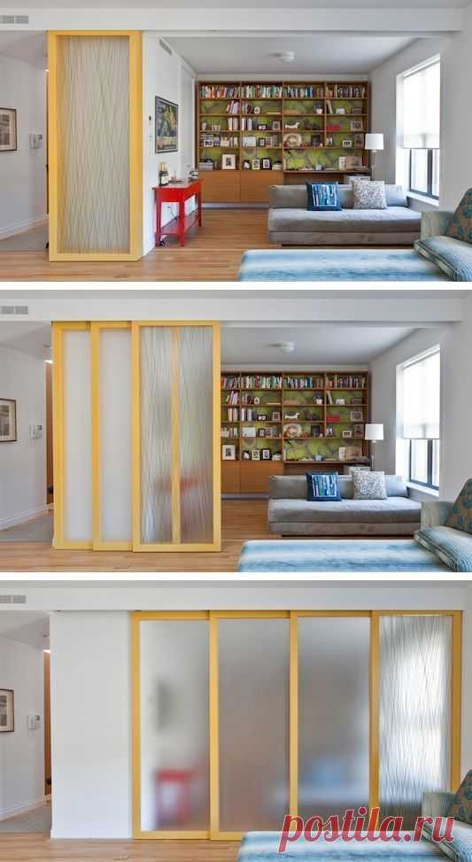 I'm so excited to show you this micro apartment in NYC that was photographed by David Engelhardt for Dwell Magazine. Living in a place like NYC forces you to make the most of the space you