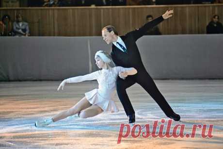 Двукратный олимпийский чемпион Олег Протопопов. Двукратный олимпийский чемпиона по фигурному катанию Олег Протопопов скончался в возрасте 91 года.