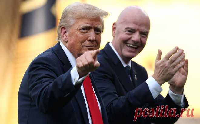 В Швейцарии попросили главу ФИФА спасти проваленные переговоры с Трампом. Инфантино одним из первых поздравил Трампа с победой в 2024 году, а республиканец называл того «отличным парнем». В Берне считают, что главу ФИФА нужно привлечь к переговорам с Вашингтоном «без дальнейших проволочек»