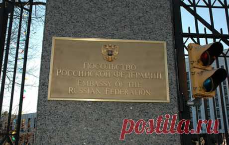 В посольстве РФ заявили о готовности США поставлять Украине самое опасное оружие. В дипмиссии отметили, что Соединенные Штаты идут на такие меры ради контрнаступления