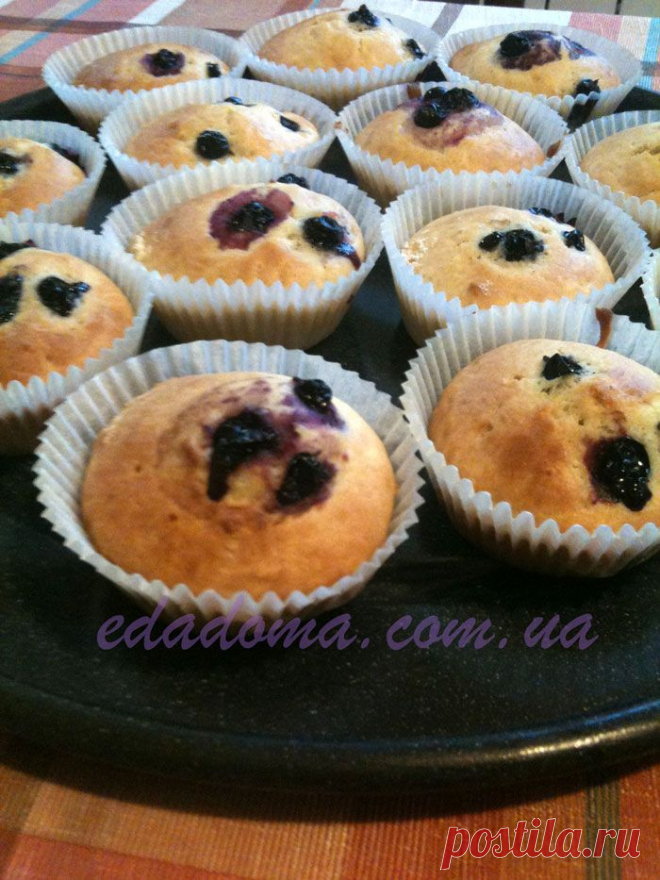 Рецепт - Маффины на кефире с ягодами | Еда дома. Готовьте с нами