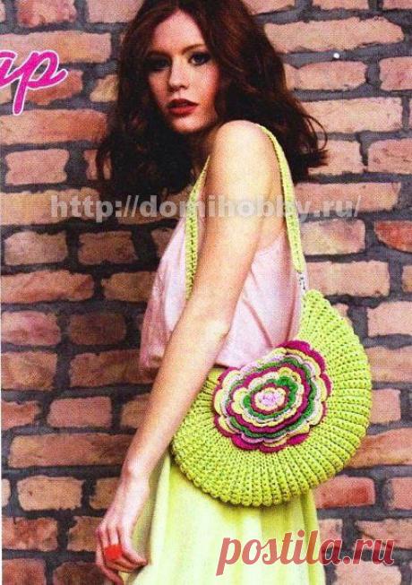 Вязаная сумка с цветком