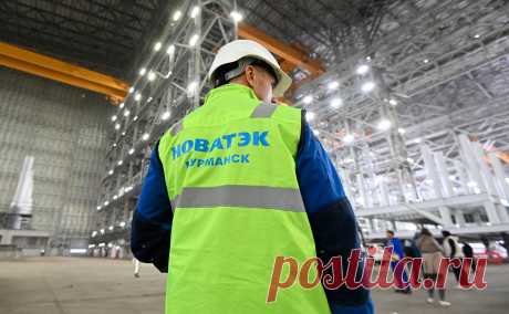 «Ъ» узнал о приостановке запланированных СПГ-проектов НОВАТЭКа в Арктике. В этом году планировалось принять решение по проектам «Мурманский СПГ» и «Обский СПГ», но их проработка на фоне санкций приостановлена. В июне этого года ЕС ввел ограничения в области торговли СПГ
