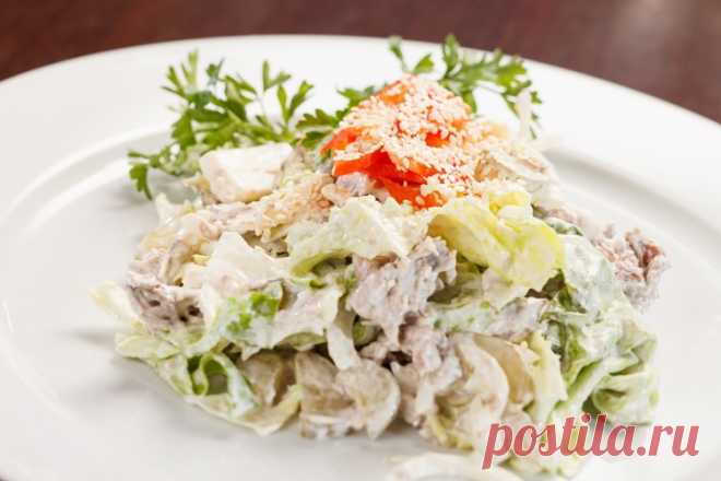 Салат с курицей