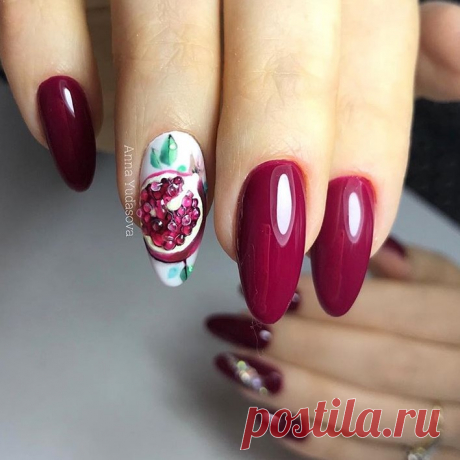 Малиновый маникюр: нежный и одновременно красивый дизайн