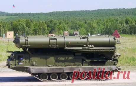 ЗРС С-300ВМ «Антей-2500». Источник: history-of-wars.ru
Замглавы Минобороны РФ обсудил сотрудничество с представителем военного ведомства Египта