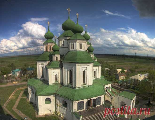Красивейшие храмы России