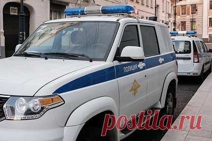 14-летнюю россиянку отправили в СИЗО за домогательства к пятилетней сестре. В Симферополе суд отправил в СИЗО 14-летнюю школьницу, которую подозревают в домогательствах к пятилетней сестре. В отношении нее возбуждено уголовное дело по статье о насильственных действиях сексуального характера. Во время допроса девочка во всем созналась, а следователи потребовали арестовать ее.