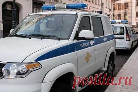 14-летнюю россиянку отправили в СИЗО за домогательства к пятилетней сестре. В Симферополе суд отправил в СИЗО 14-летнюю школьницу, которую подозревают в домогательствах к пятилетней сестре. В отношении нее возбуждено уголовное дело по статье о насильственных действиях сексуального характера. Во время допроса девочка во всем созналась, а следователи потребовали арестовать ее.