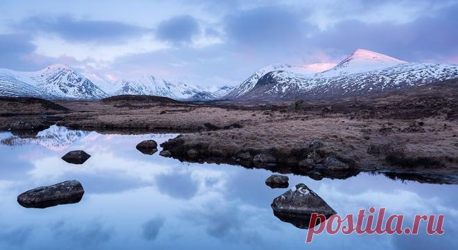 Lochan Na Stainge, Rannoch Moor, Scotland by Sarah Howard There is something very special about photographing at dawn. Watching and waiting for the sun to rise and the landscape to transform in front of your eyes . On this particular occasion, it was a  lp-mag.com/s6wj  #landscapephotography #landscapephotomag #landscapephotographymagazine #phototour #photoworkshop