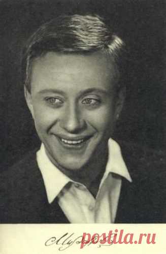 Андрей Миронов.