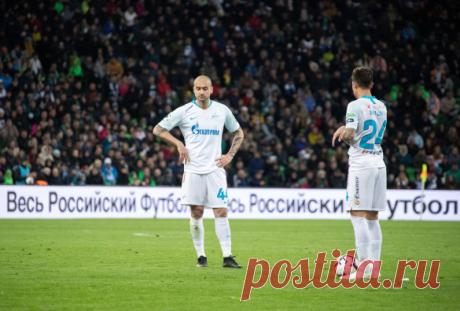 Шунин нередко ошибался при штрафных. Еще один шанс для Ракицкого! У «Зенита» восстанавливаются после травм Далер Кузяев, Александр Ерохин и Клаудио Маркизио. Еще одна потеря сине-бело-голубых – нападающий Александр