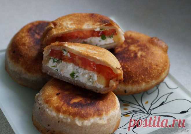 Вкусные пирожки-пончики с сочной начинкой!