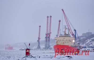 Россия подготовит индийских специалистов для работы в полярных водах. Соответствующее соглашение заключили Минтранс РФ и министерство портов, судоходства и водных путей правительства Индии