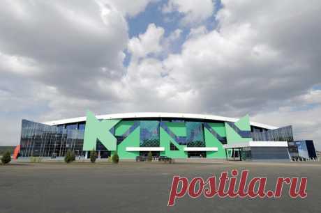 2021 май. В Кемерово открыли ледовый дворец «Кузбасс». Спортивный комплекс сможет принимать соревнования всероссийского и мирового уровня, организовывать на своей базе тренировочные сборы. На строительство спорткомплекса выделено 7,6 млрд рублей. Площадь ледового дворца «Кузбасс» превышает 65000 м², что практически в 1,5 раза больше, чем «Енисей Арена» в Красноярске