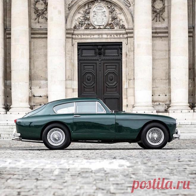3LDecor In&Ex Design в Instagram: «Aston Martin 1958 #livelovegreenstyle#chic#inspirations @3l_decor» 62 отметок «Нравится», 0 комментариев — 3LDecor In&Ex Design (@maslovan_3l) в Instagram: «Aston Martin 1958 #livelovegreenstyle#chic#inspirations @3l_decor»