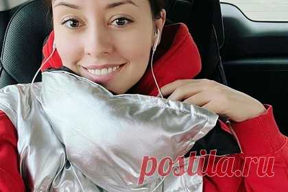 Звезда Comedy Woman рассказала о потере 70 процентов волос. Бывшая участница Comedy Woman Мария Кравченко призналась, что потеряла 60-70 процентов волос после перенесенной болезни. По словам артистки, после перенесенного коронавируса она «выглядела как будто после прохождения курса химиотерапии». Кравченко обратилась к трихологу, специалист прописал ей курс лечения.