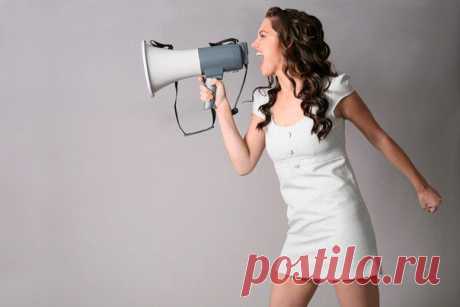 БЛИЗИТСЯ ОСОБЫЙ ДЕНЬ ГОДА! Он бывает каждый год. И во многом определяет, как вы следующий год проживете. Называется он Акшая Тритья. В этот день и Солнце, и Луна находятся в очень сильном положении. И так бывает только раз в году. Акшая в переводе с санскрита означает "неуничтожаемый, непобедимый", Тритья - третий лунный день (титхи), который благоприятен для начинания чего-либо.Акшая Тритья в 2015 году начнется 20 апреля в 17.32 и закончится 21 апреля. (Окончание прочитайте по ссылке)