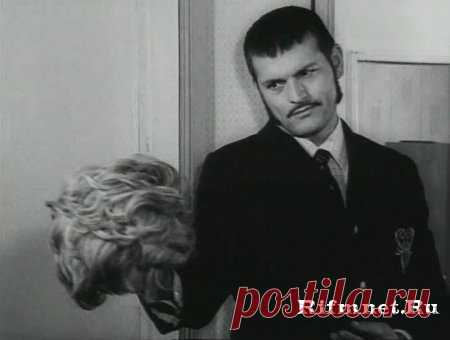 Не делай зла--вернется бумерангом, не плюй в колодец--будешь воду пить, не оскорбляй того, кто ниже рангом, а вдруг придётся, что нибудь просить Статусы, афоризмы, цитаты, высказывания, притчи и прочие жемчужины мудрости на Rifmnet.ru