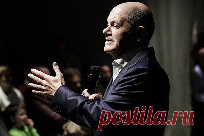 Шольц пообещал противостоять попыткам втянуть НАТО в конфликт на Украине. США и Европейский союз (ЕС) будут противостоять попыткам втянуть НАТО в конфликт на Украине. Об этом заявил канцлер Германии Олаф Шольц в своей статье для The Wall Street Journal. По его словам, Североатлантический альянс не считает себя воюющими с Россией и не стремимся к конфронтации с Россией.