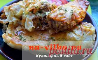 Рулет из лаваша с фаршем и сыром запеченный в духовке