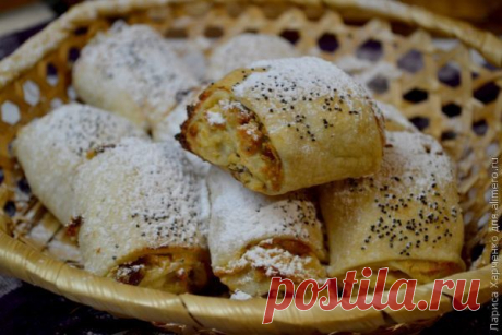 Слойки с творогом