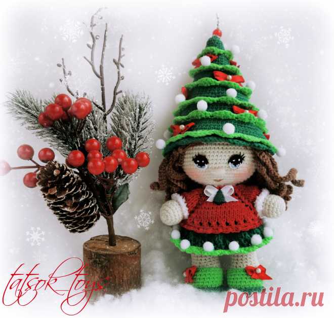 PDF Пупс малышка в костюме ёлочки крючком. FREE crochet pattern; Аmigurumi doll patterns. Амигуруми схемы и описания на русском. Вязаные игрушки и поделки своими руками #amimore - Кукла, пупс, doll puppet, muñeca boneca, poupée, puppe, panenka, bebek, lalka. Amigurumi doll pattern free; amigurumi patterns; amigurumi crochet; amigurumi crochet patterns; amigurumi patterns free; amigurumi today.