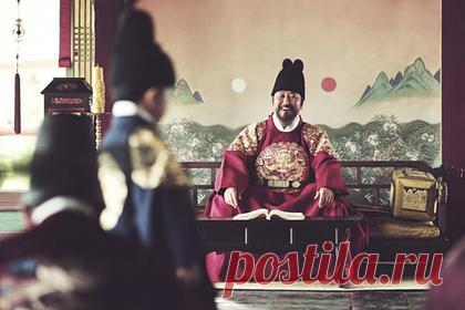 Фестиваль корейского кино стартовал в Хабаровске. В Хабаровске стартовал Фестиваль корейского кино (Korean Film Festival). Посетителям фестиваля представят девять фильмов, три из них («Исчезнувшее время», «Инсайдеры» и «Убийство») будут показаны в дубляже, остальные шесть лент представят на корейском языке с русскими субтитрами.