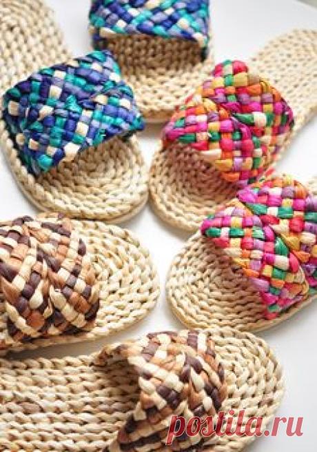 Cute. Imagine how it would look with bubble gum or candy wrappers!
