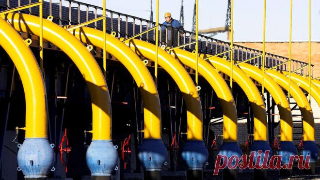 В России оценили уровень запасов газа. Суммарная обеспеченность РФ запасами газа составляет 98 лет, следует из презентации главы ГКЗ Игоря Шпурова. Об этом пишет ТАСС. Шпуров также отметил, что традиционные запасы газа в РФ выработаны уже на 70%. "Если мы перейдем к ...