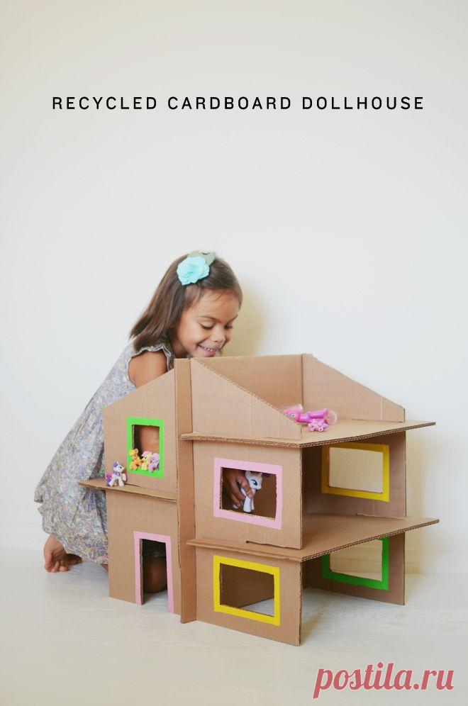 diy: recycled cardboard dollhouse : CAKIES