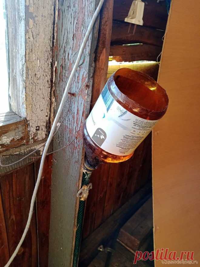 Писсуар на 2-ой этаж дачи Доброго всем дня! Снова хочу вас порадовать прикольной и полезной приблудой. Называется она Дачный писсуар для жителей второго этажа. Предпосылки возникновения этой приблуды: мы с женой живём на втором этаже скромного дачного домика. Удобства во дворе, почти как у всех. И каждое утро, в любую