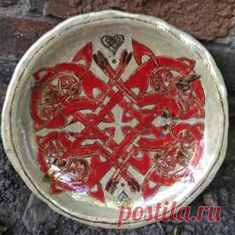 #обережная тарелка#орнамент_Сторожевые_псы#ведическаякультура#ручнаяработа#ceramik#art#handmade#