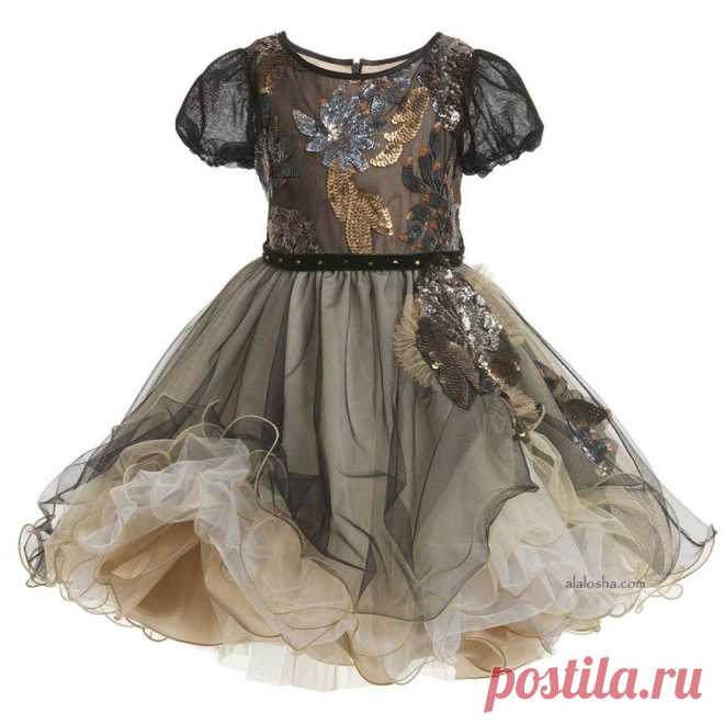 (1) Facebook