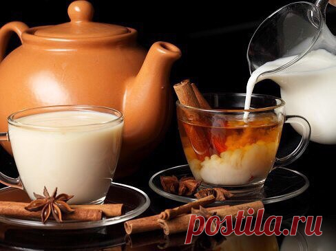 МОЛОКОЧАЙ - РАЗГРУЗОЧНЫЕ ДНИ



Это простейшее средство, с помощью которого можно устроить разгрузочный день, потеряв от 0,5 кг до 2 кг. 

Кроме снижения веса, молокочай способствует очищению крови, печени; улучшает обмен веществ и улучшает состояние кожи. 

Молокочай подходит тем, кто не страдает индивидуальной переносимостью молока, и не имеет других противопоказаний по состоянию здоровья. Так же молокочай может снизить артериальное давление, что следует учитывать людям ...