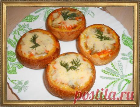 БУЛОЧКИ С ГРИБАМИ И МОРКОВЬЮ.