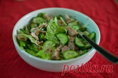 Салат с консервированным тунцом - 12 вкусных рецептов приготовления