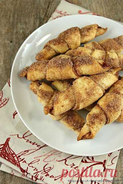 Итальянские рогалики с корицей и орехами.