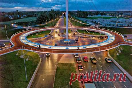 masterok: Уникальный парящий мост Hovenring