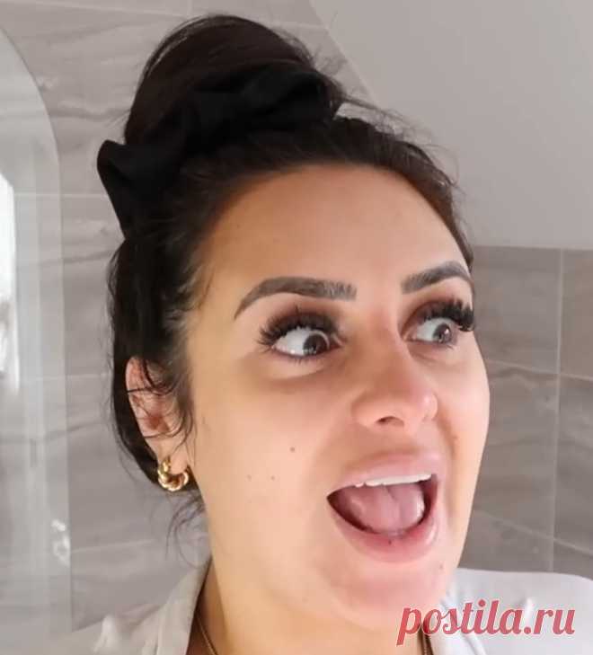 Amy Rose Walker Tongue Mouth Open Bundle Sheaf