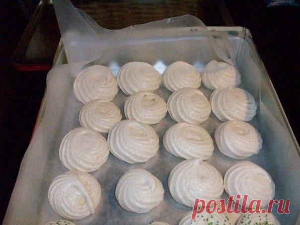 Как приготовить меринги - рецепт, ингридиенты и фотографии